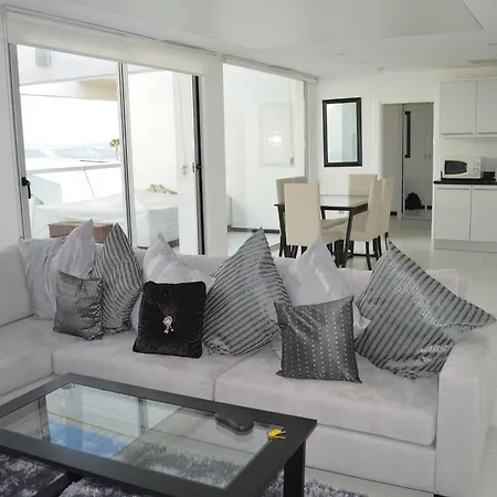 Penthouse Orange Grove Apartament